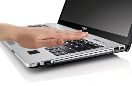 Fujitsu-Lifebook-S9351