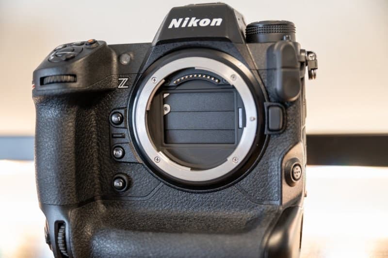 nikon z9 лицевая сторона