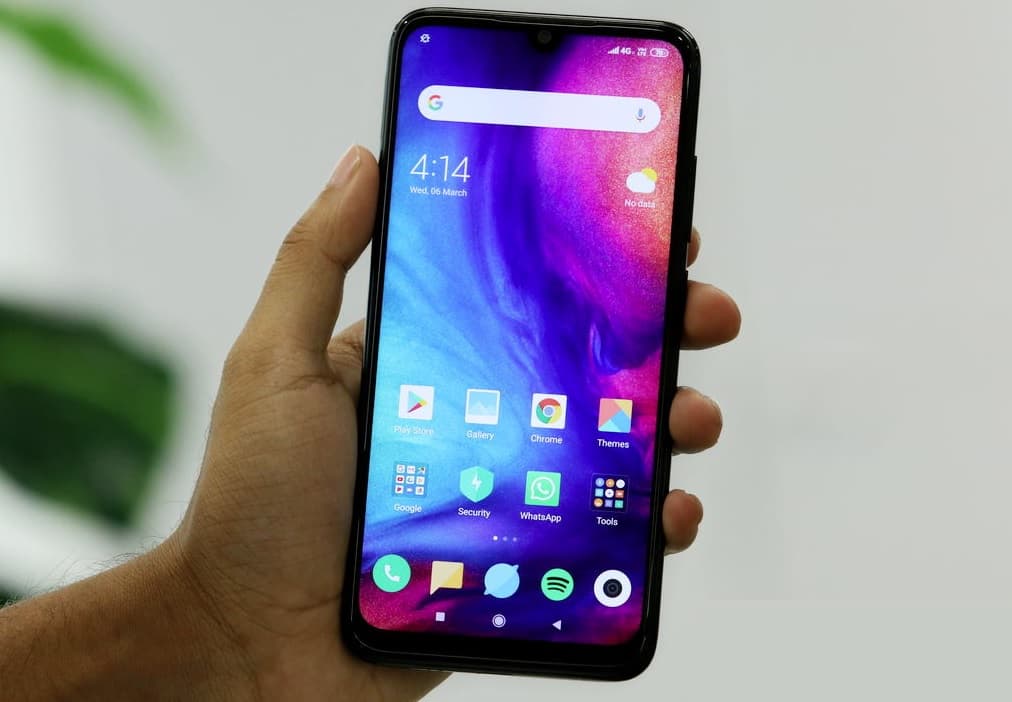 Redmi Note 7 в руках
